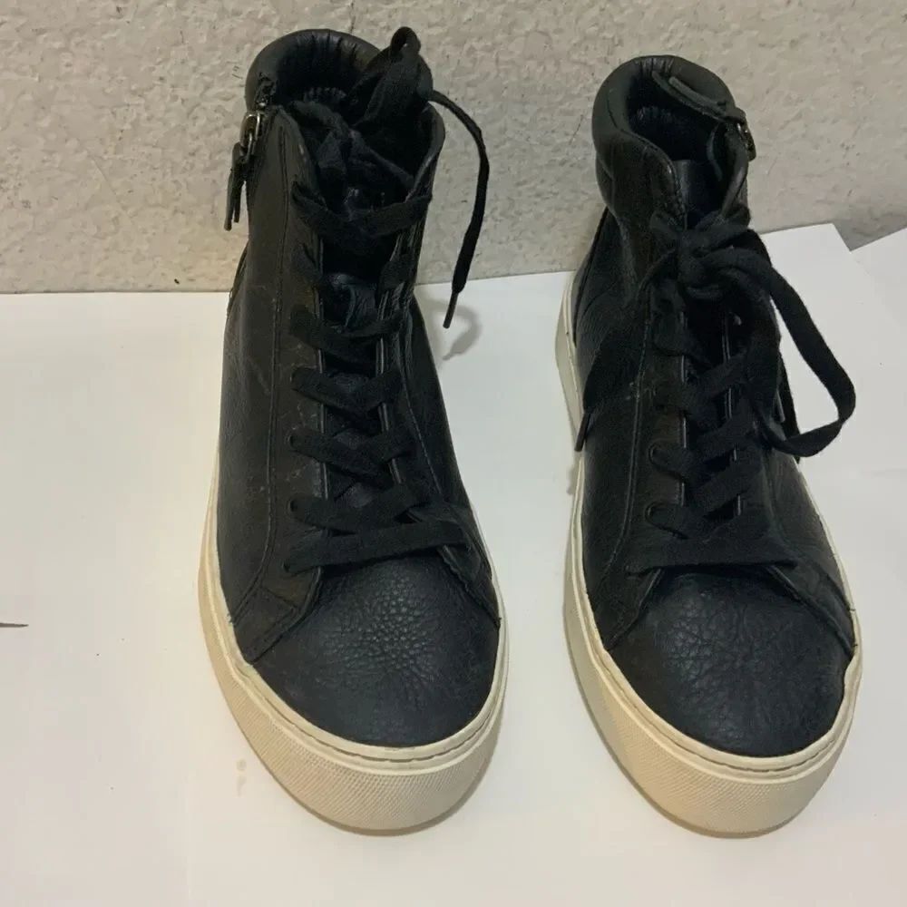 UGG Olli Hi Top Sneaker Shoes Black Leather Zip Lace Up SN1104068 Women Size 8